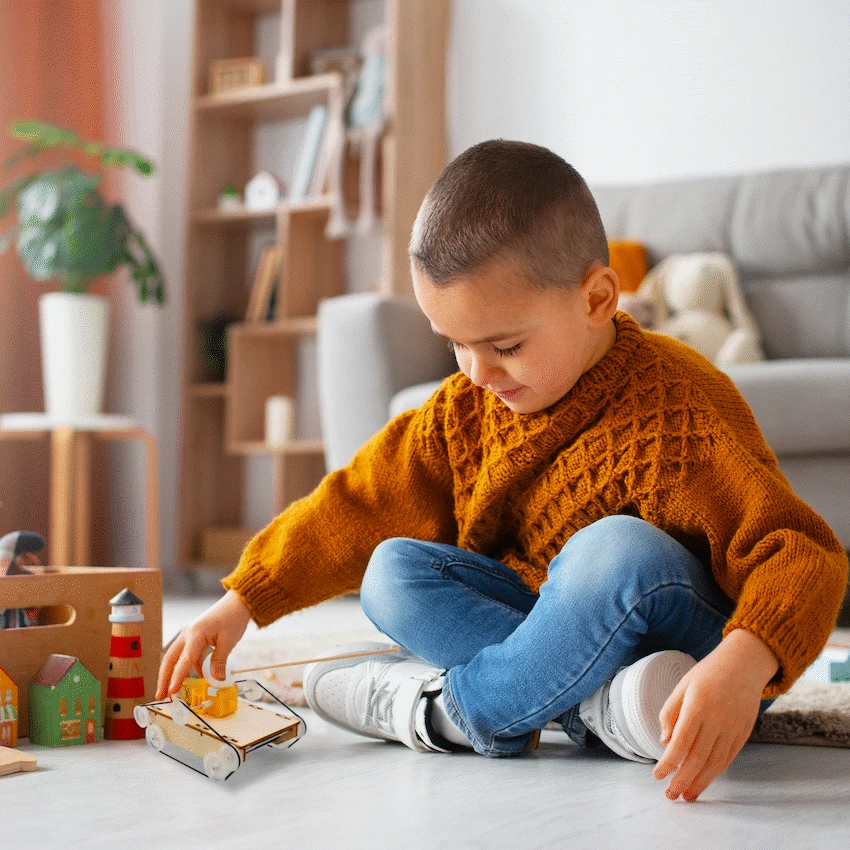 EduMatic - Build a Tank with This Easy to Use Tank Kit - Image 6