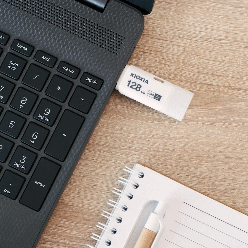 Kioxia U301- 128GB USB 3.2-GEN1-BLK - Image 4